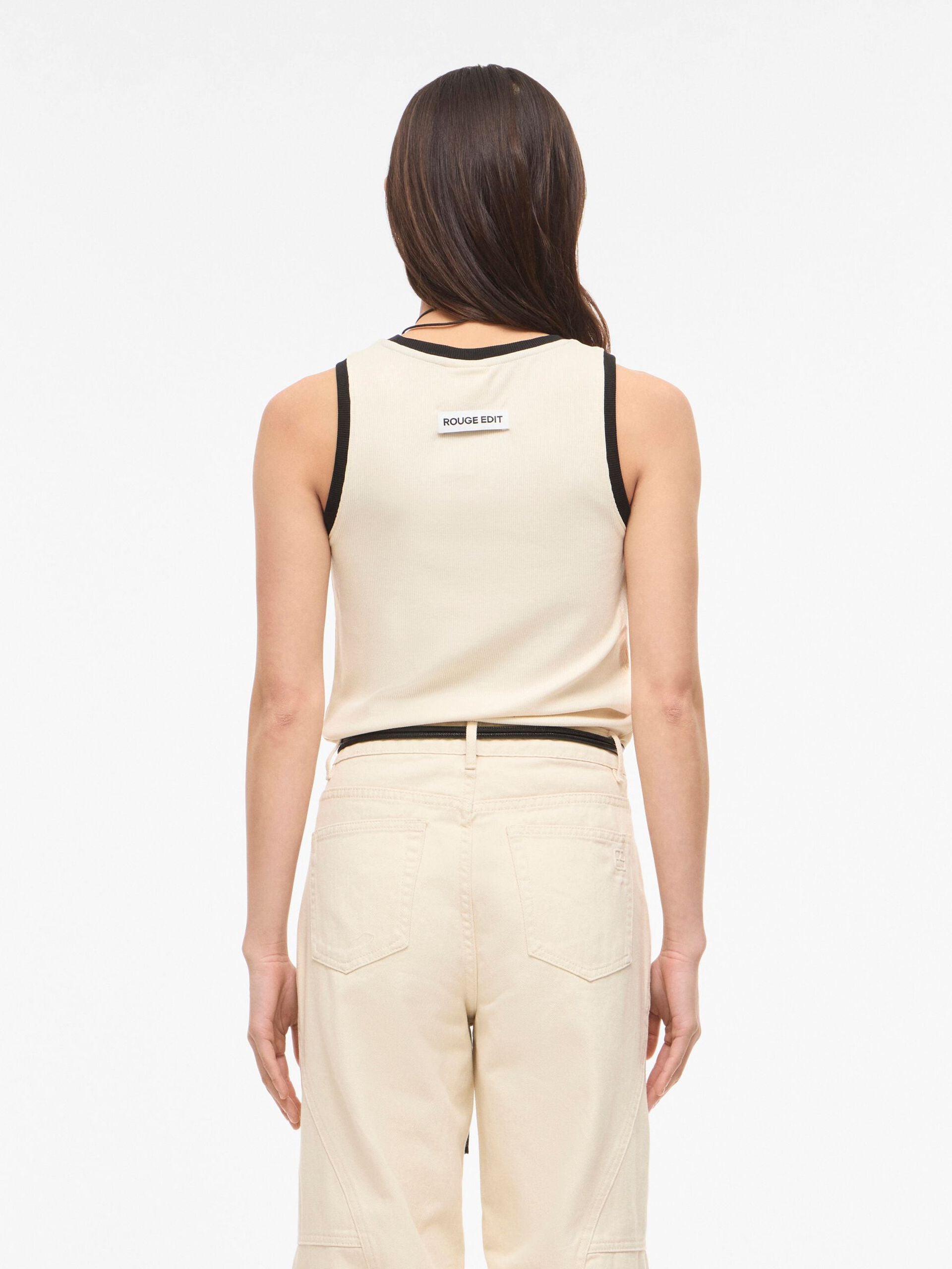 ROUHELENA O-NECK TANK TOP