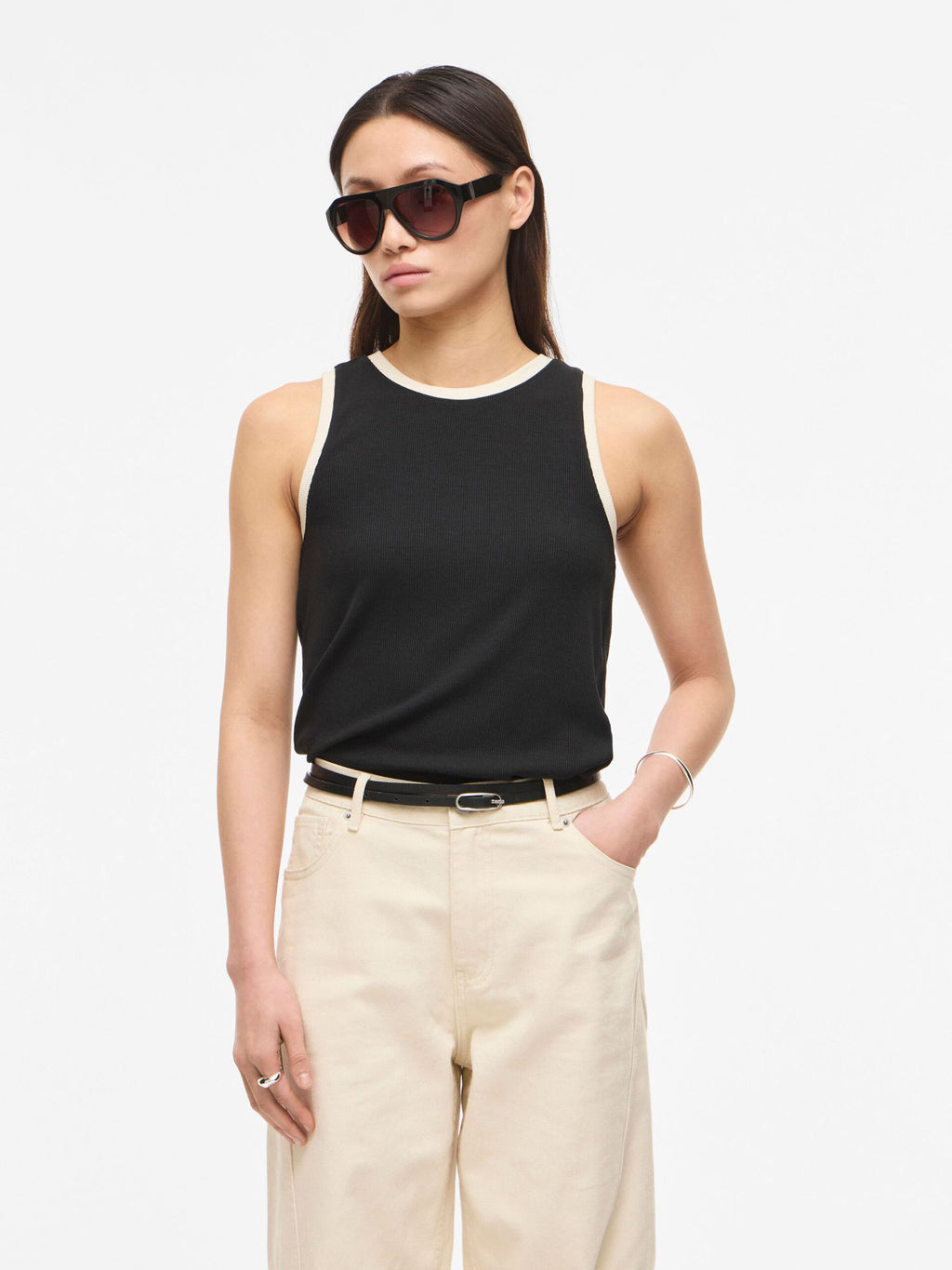 ROUHELENA O-NECK TANK TOP