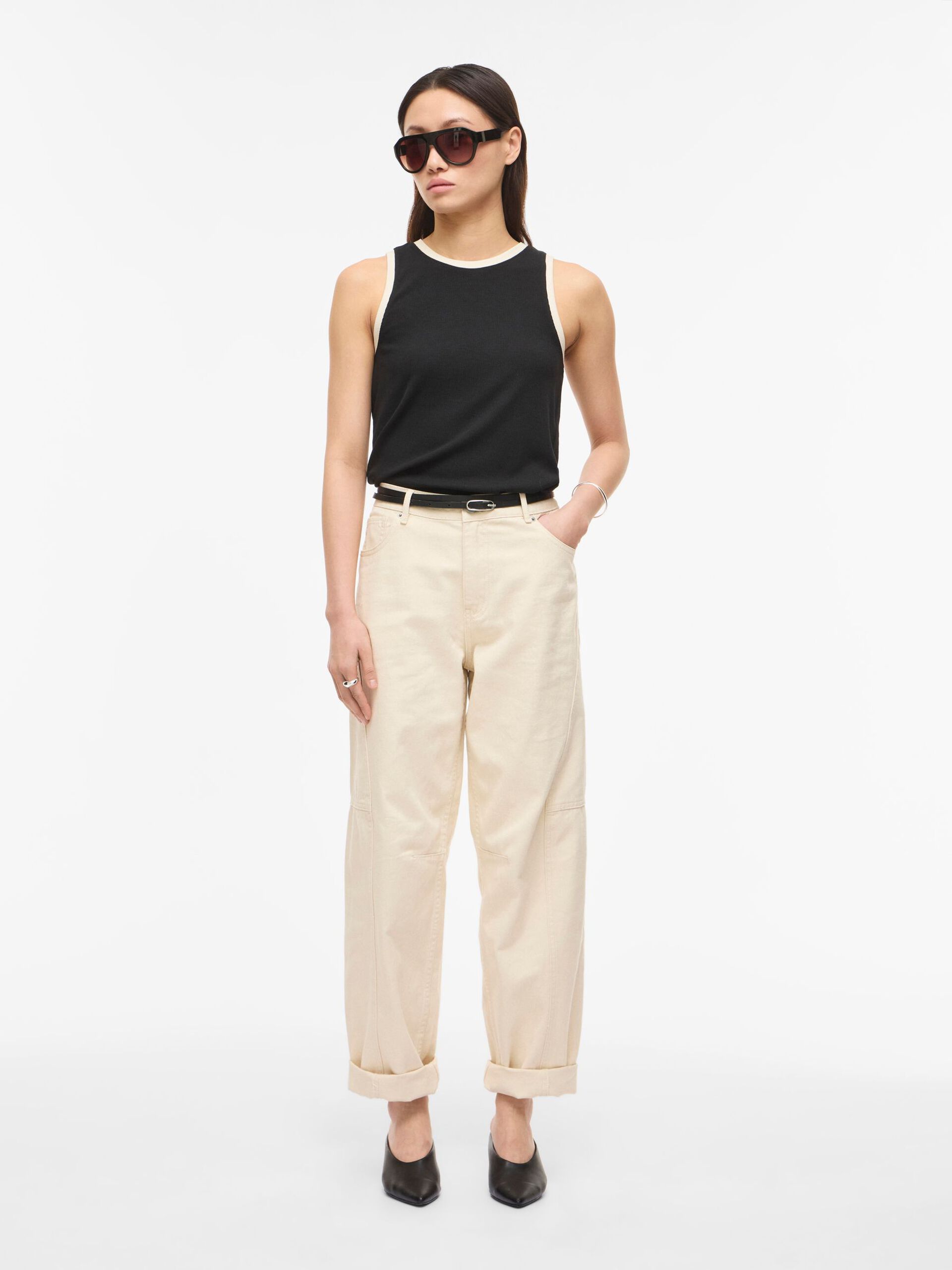 ROUHELENA O-NECK TANK TOP