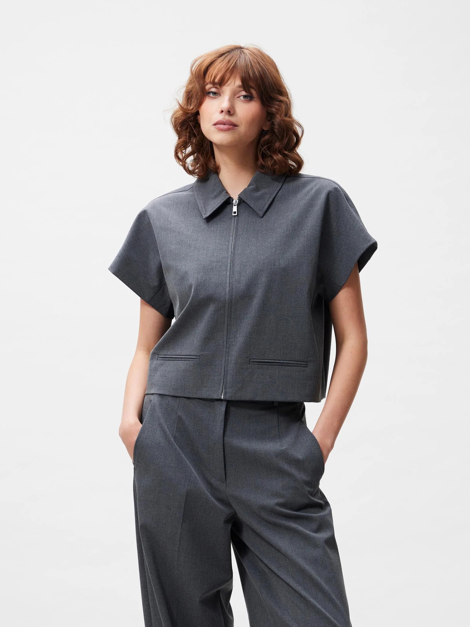 SHORT SLEEVE JACKET