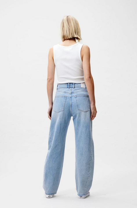 SUPER BARREL FIT JEANS