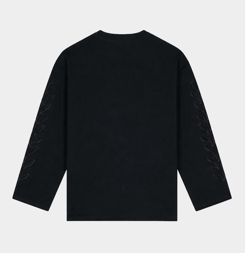 UXIA SKATE TEE