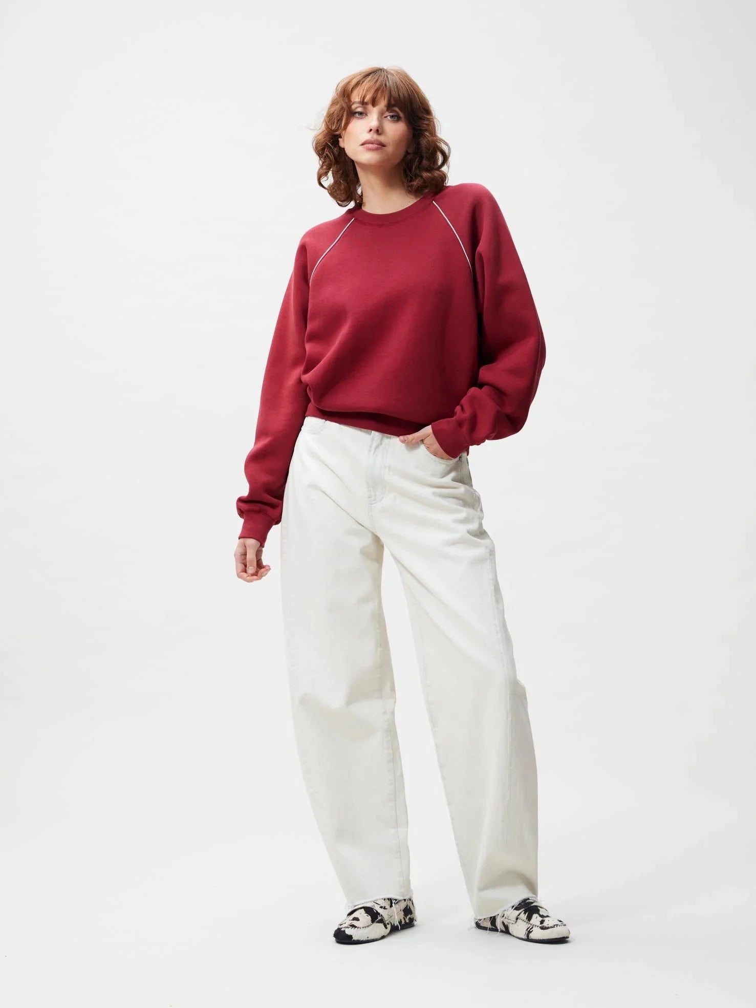GRAPHIC SWEATER WITH PIPING