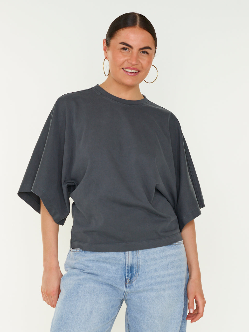 BATSLEEVE TSHIRT